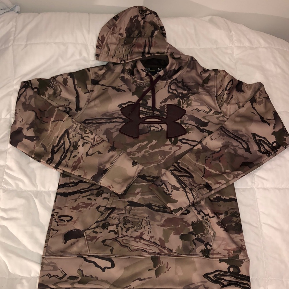 Under Armour camo hooded sweatshirt